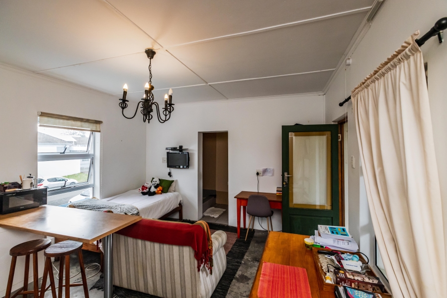 9 Bedroom Property for Sale in Nahoon Eastern Cape